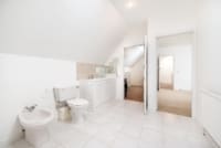 4-bedroom flat with balcony for sale in London NW11 Hampstead Garden Suburb