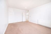 4-bedroom flat with balcony for sale in London NW11 Hampstead Garden Suburb