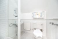 4-bedroom flat with balcony for sale in London NW11 Hampstead Garden Suburb