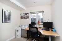 5-bedroom detached family home with garden, swimming pool and parking in Harrow HA1