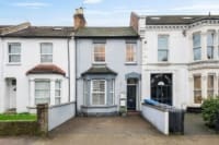 1-bedroom period flat with parking for sale in Willesden Green London NW2