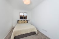3-bed flat with parking for sale in London NW4