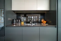 Modern 2-bedroom 2-bathroom flat for sale in Fitzrovia Soho central London