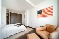 Modern 2-bedroom 2-bathroom flat for sale in Prime central London