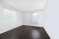 2-bed flat with parking to let in Kilburn Park London NW6