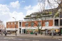 Modern 3-bedroom flat for sale in Hampstead London NW3