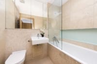 Modern 3-bedroom flat for sale in Hampstead London NW3