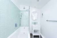 4-bedroom house with garden for rent in London Battersea SW11